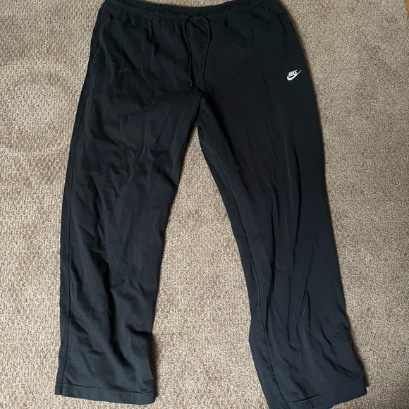 Men’s Nike sweatpants - Picture 5 of 5